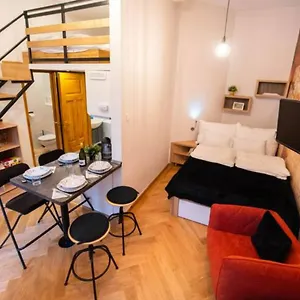 Chic Loft At Center With Ac Apartment